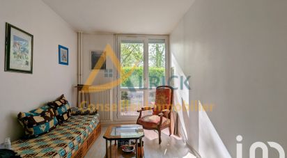 Apartment 6 rooms of 173 m² in Élancourt (78990)