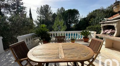 House 5 rooms of 135 m² in Roquebrune-sur-Argens (83520)