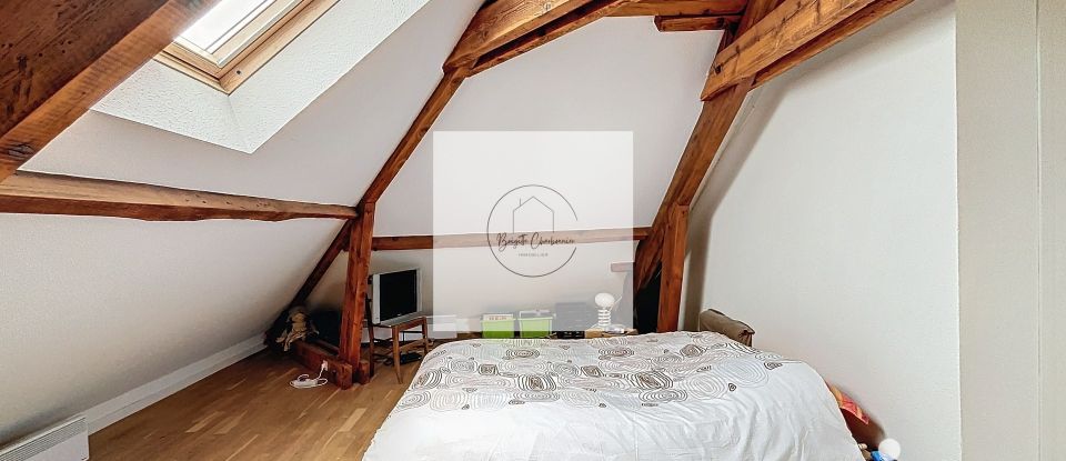 Duplex 5 rooms of 85 m² in Vernouillet (28500)