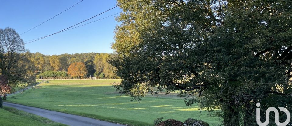 Maison de campagne 8 pièces de 230 m² à Saint-Pierre-de-Côle (24800)