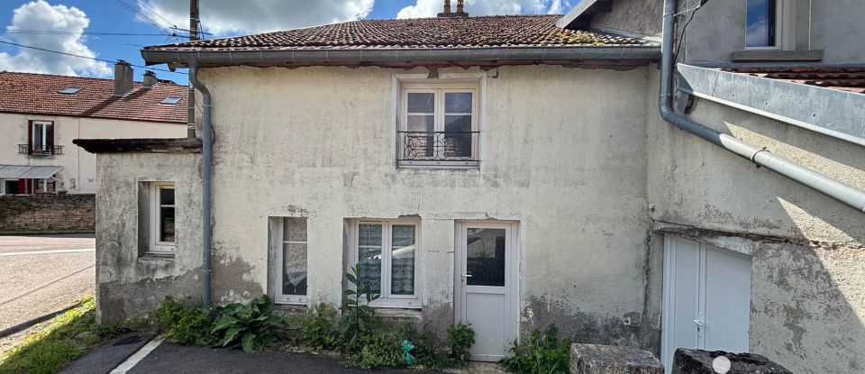 Village house 10 rooms of 247 m² in Saint-Broingt-le-Bois (52190)