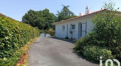 House 8 rooms of 153 m² in Landevieille (85220)