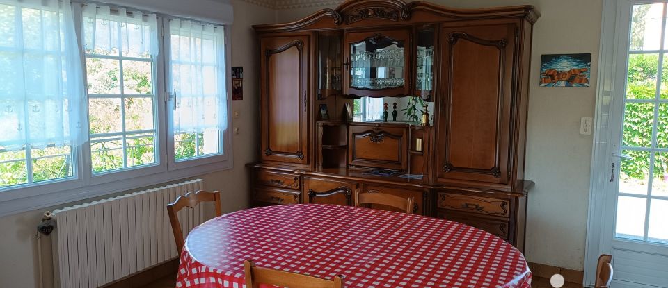 House 8 rooms of 153 m² in Landevieille (85220)