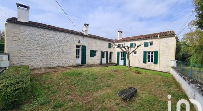 Maison de campagne 7 pièces de 220 m² à Saint-Savinien (17350)