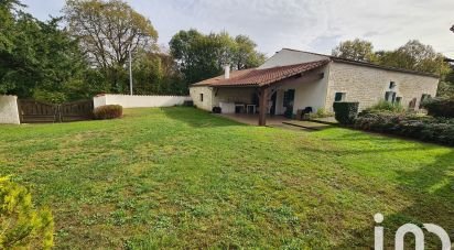 Country home 7 rooms of 220 m² in Saint-Savinien (17350)