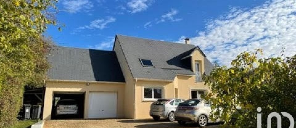 Maison 6 pièces de 121 m² à Monts-en-Bessin (14310)