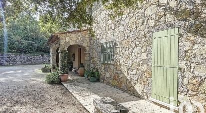 House 7 rooms of 250 m² in Fayence (83440)