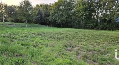 Land of 897 m² in Aizenay (85190)