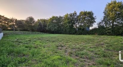 Land of 897 m² in Aizenay (85190)