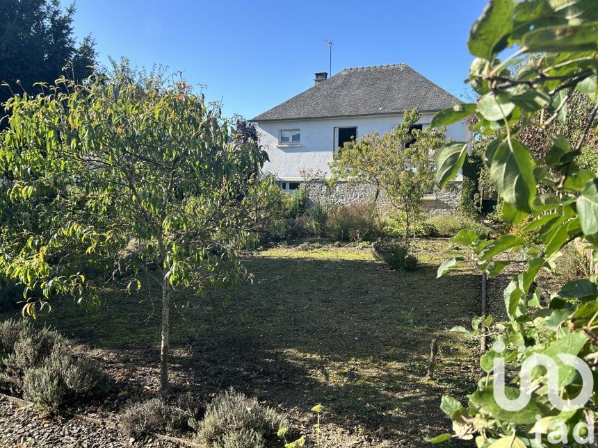 Maison traditionnelle 3 pièces de 82 m² à Laval (53000)