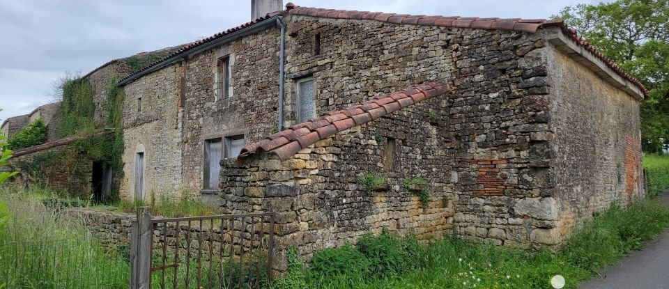 Maison de campagne 3 pièces de 151 m² à Thouarsais-Bouildroux (85410)