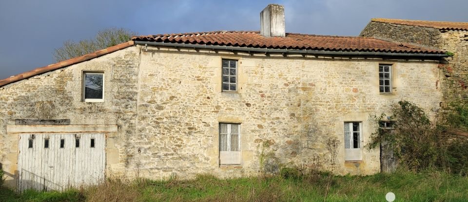 Maison de campagne 3 pièces de 151 m² à Thouarsais-Bouildroux (85410)