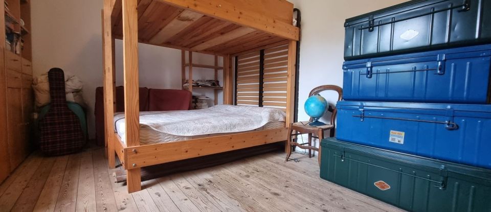 Maison 5 pièces de 111 m² à Ceilhes-et-Rocozels (34260)