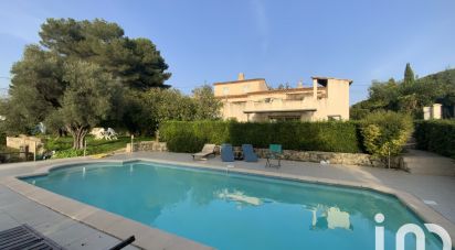 Traditional house 8 rooms of 157 m² in Vence (06140)