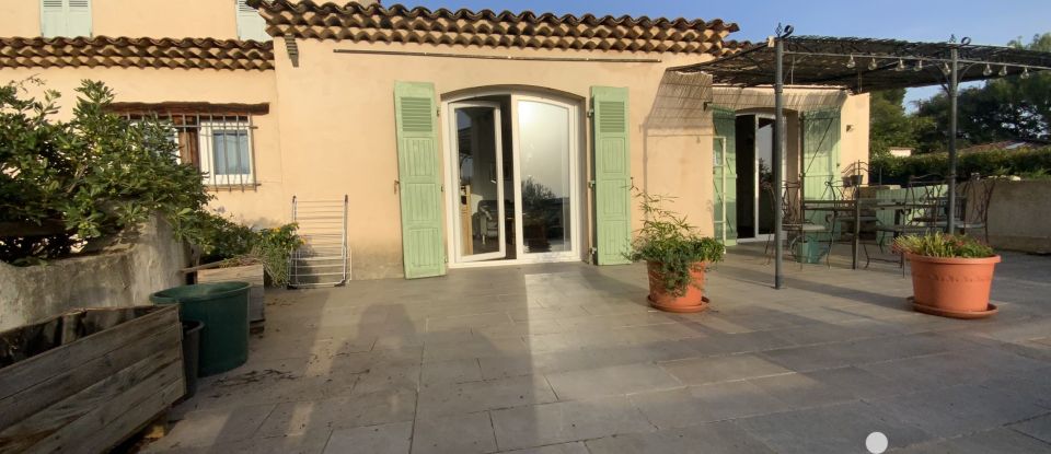 Traditional house 8 rooms of 157 m² in Vence (06140)