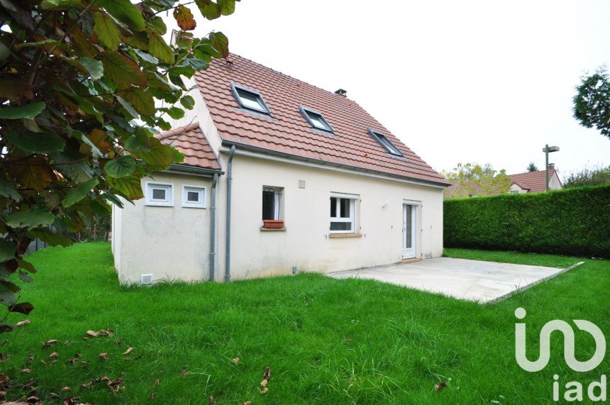 Maison traditionnelle 4 pièces de 105 m² à Chanteloup-en-Brie (77600)