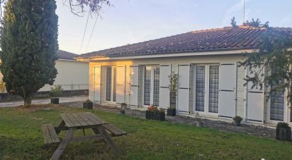 Maison 3 pièces de 85 m² à Surgères (17700)