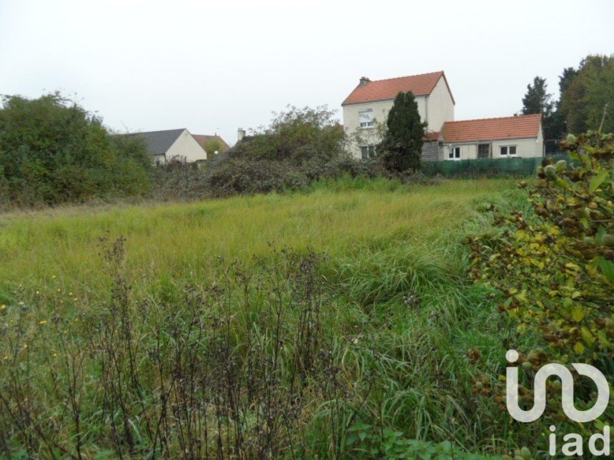 Land of 611 m² in Laon (02000)