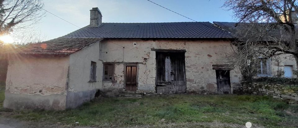 Maison de campagne 1 pièce de 150 m² à Sainte-Fortunade (19490)