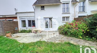 Maison traditionnelle 5 pièces de 113 m² à Ozoir-la-Ferrière (77330)