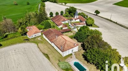 Domaine 18 pièces de 414 m² à Saint-Martial (16190)