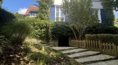 Maison traditionnelle 6 pièces de 170 m² à Mézy-sur-Seine (78250)