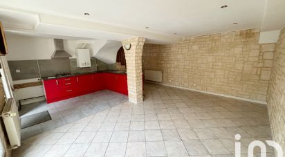 House 4 rooms of 74 m² in Margny-lès-Compiègne (60280)