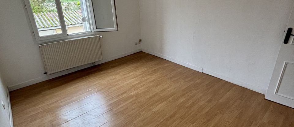 House 4 rooms of 74 m² in Margny-lès-Compiègne (60280)