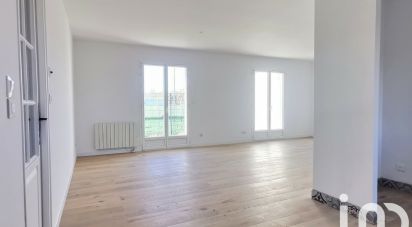 House 5 rooms of 100 m² in Rochefort (17300)