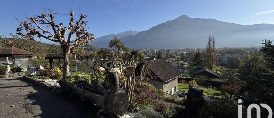 Maison traditionnelle 5 pièces de 130 m² à Bonneville (74130)