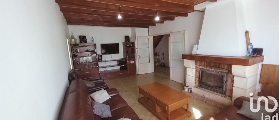 Maison 8 pièces de 206 m² à La Chapelle-Montbrandeix (87440)