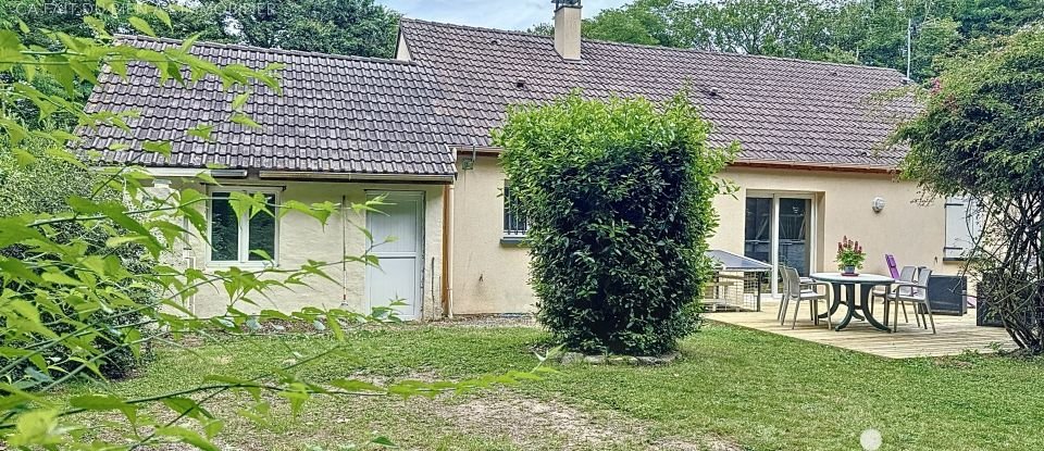 Maison traditionnelle 5 pièces de 100 m² à Chuelles (45220)