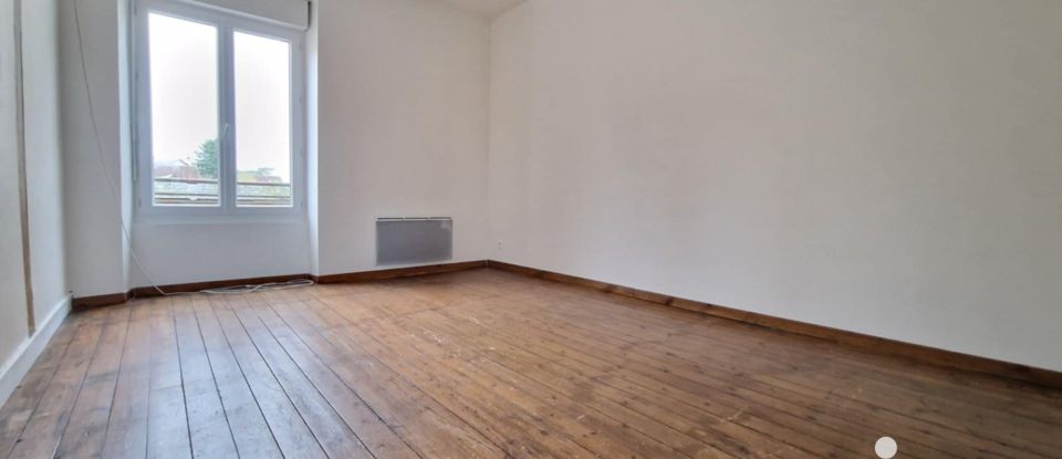 Maison 4 pièces de 98 m² à TUFFÉ (72160)