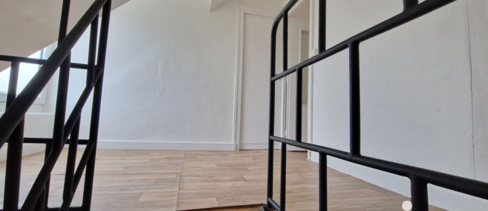 Maison 4 pièces de 98 m² à TUFFÉ (72160)