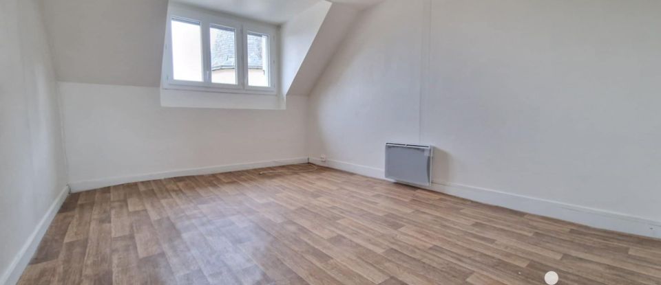 Maison 4 pièces de 98 m² à TUFFÉ (72160)