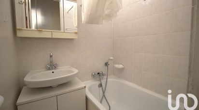 Studio 1 room of 24 m² in Paris (75015)