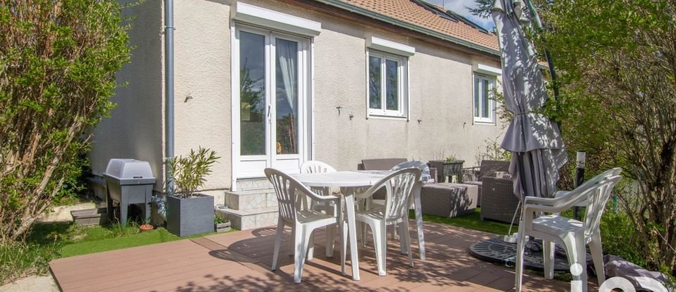 Maison 7 pièces de 151 m² à Montlhéry (91310)