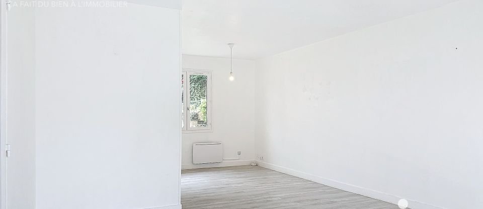 Maison traditionnelle 3 pièces de 75 m² à Rogny-les-Sept-Écluses (89220)