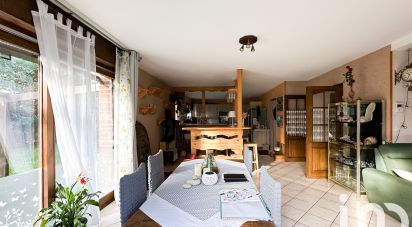 Maison 6 pièces de 120 m² à Coutiches (59310)