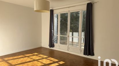 Apartment 4 rooms of 70 m² in Fontainebleau (77300)