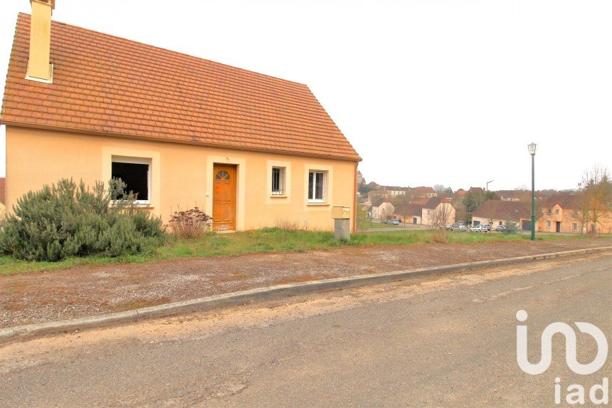 Traditional house 3 rooms of 72 m² in Montfaucon (46240)