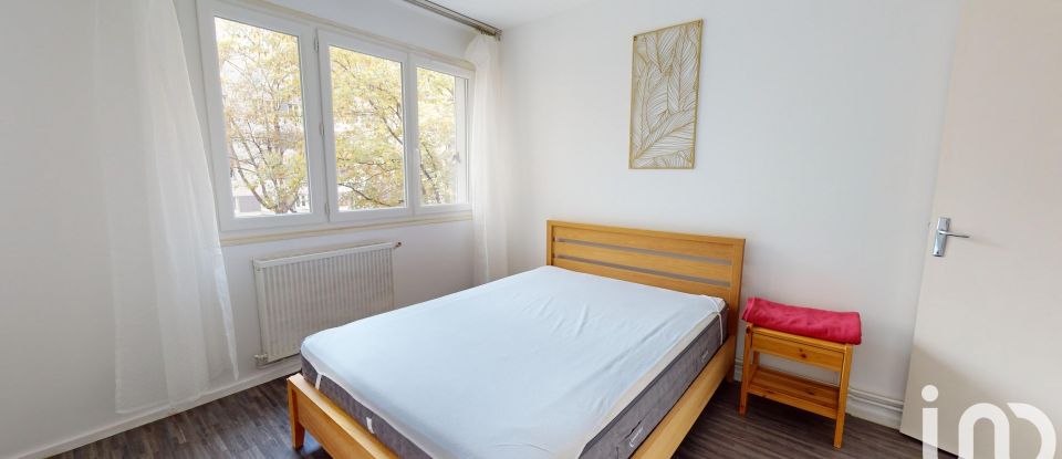 Appartement 3 pièces de 84 m² à Clermont-Ferrand (63000)