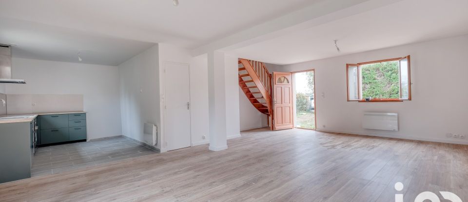 Maison traditionnelle 5 pièces de 110 m² à Doue (77510)