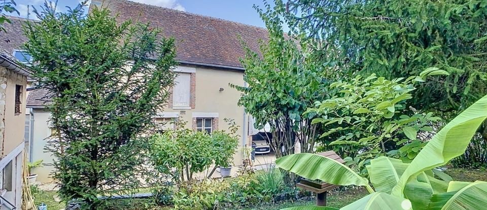 Village house 4 rooms of 90 m² in La Chapelle-sur-Aveyron (45230)