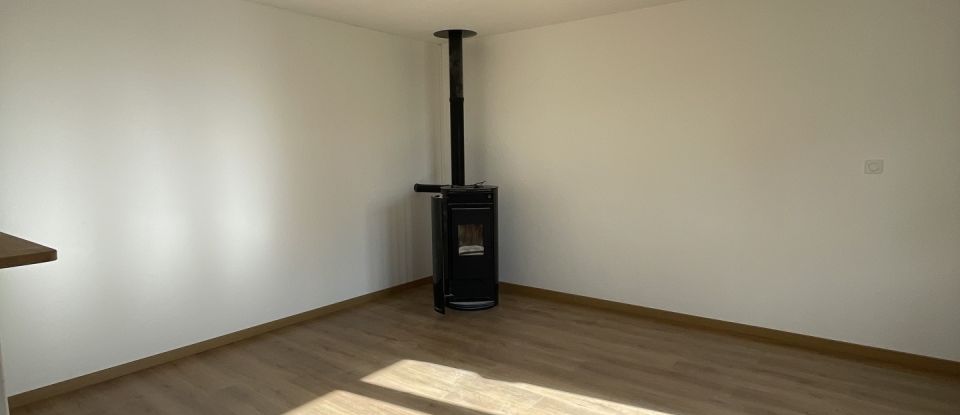 House 5 rooms of 100 m² in Landevieille (85220)