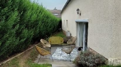 House 8 rooms of 220 m² in Gasville-Oisème (28300)