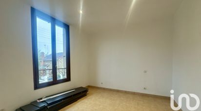 Appartement 2 pièces de 35 m² à Corbeil-Essonnes (91100)