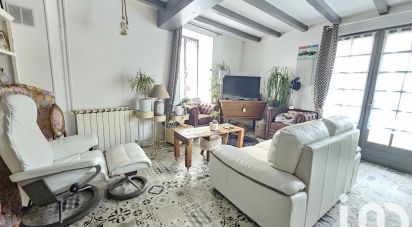 Maison 3 pièces de 77 m² à Meursac (17120)