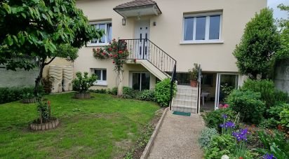 House 5 rooms of 140 m² in Chilly-Mazarin (91380)