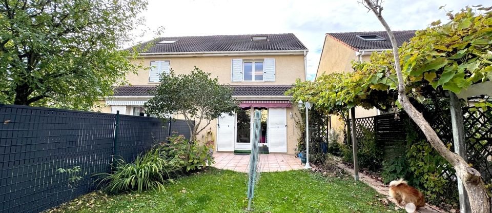 Maison 5 pièces de 92 m² à Élancourt (78990)